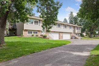 5970 Dellwood Ave, Saint Paul, MN 55126