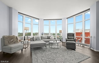 20 Livingston Ave Unit 601, New Brunswick, NJ 08901