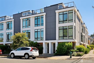 3070 61st Ave SW, Seattle, WA 98116