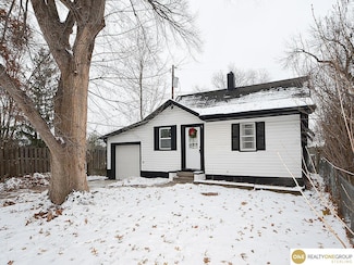 2811 N 68th St, Omaha, NE 68104