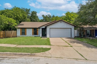 1527 Twin Post Dr, Arlington, TX 76014