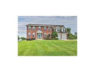 26225 E Bundschu Rd, Independence, MO 64056