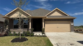 537 Pickett Creek Dr, Fort Worth, TX 76008