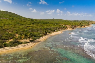 4 La Hueca, Vieques, PR 00765
