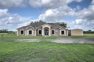 535 County Road 145, Alice, TX 78332