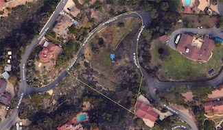 808 N Highland Dr, Camarillo, CA 93010