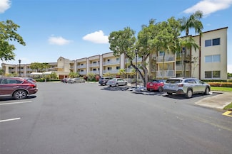 7214 S Devon Dr Unit 211, Tamarac, FL 33321