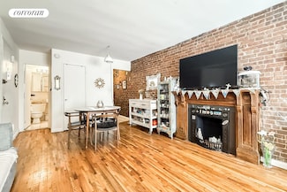 127 W 81st St Unit A, New York, NY 10024