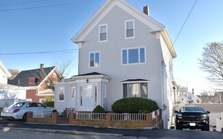 13 Forest St, Gloucester, MA 01930