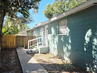 8204 N 13th St, Tampa, FL 33604