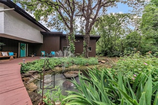 245 Sandy Ln, Fort Worth, TX 76120