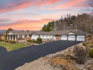 2501 Lake Hill Dr, Richmond, KY 40475