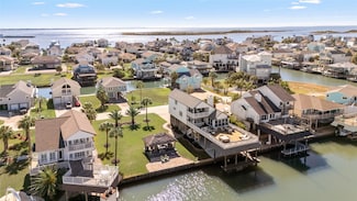 1314 Hawaii Dr, Galveston, TX 77554