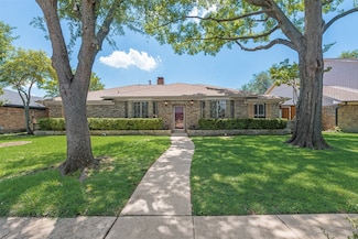 912 E Berkeley Dr, Richardson, TX 75081