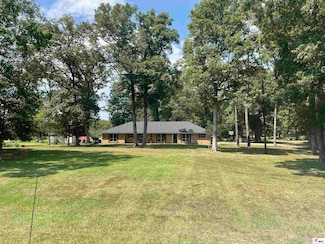 839 Roundhill Rd, Oak Grove, LA 71263