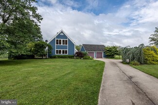 196 Winding Rd, Boyertown, PA 19512