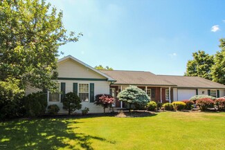 300 Woods Run Rd, Muncy, PA 17756