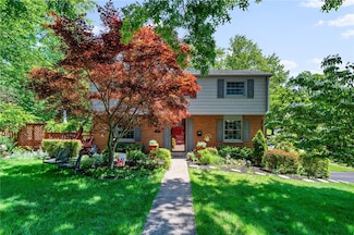 135 Abington Dr, Pittsburgh, PA 15216