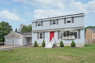 74 Dibiase St, Portland, ME 04103