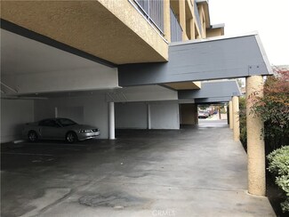 1030 E Hill St, Long Beach, CA 90806