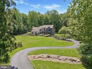 22 Bennetts Ln, Cheyney, PA 19319