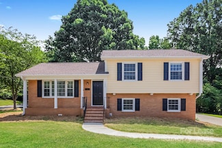 1200 Castlegate St, Gastonia, NC 28054