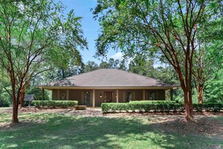5107 Daniel Porche Rd, Saint Francisville, LA 70775