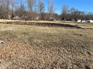 18710 E Truman Rd, Sugar Creek, MO 64056