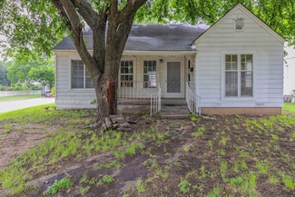 901 E Walnut St, Hillsboro, TX 76645