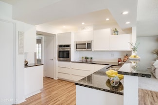 19030 N Signal Butte Cir, Sun City, AZ 85373