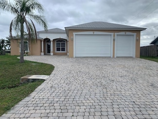2643 SW Harem Cir, Port Saint Lucie, FL 34953