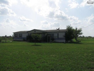 4540 River Rd, Wichita Falls, TX 76305
