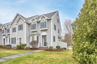 38 Tarbell St Unit 8D, Pepperell, MA 01463