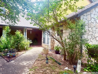 701 Thetford Dr, San Antonio, TX 78254