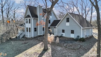 1240 N Forest Ave, Spring Grove, IL 60081