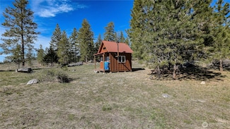 60 E Cayuse Mnt Rd, Tonasket, WA 98855
