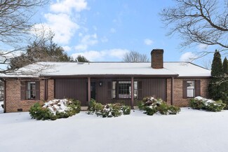 298 George Home Rd, Waynesboro, VA 22980