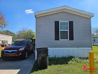 74 Avenue East N, Auburndale, FL 33823