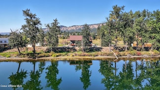 530 Cottonwood Dr, Saint Maries, ID 83861