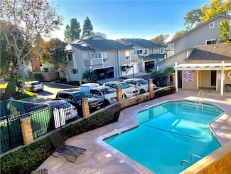 113 Aspen Ln, Costa Mesa, CA 92627