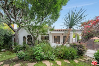 740 N Laurel Ave, Los Angeles, CA 90046