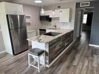 311 Chatham O, West Palm Beach, FL 33417