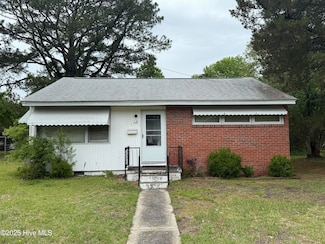 117 Bryan St, Jacksonville, NC 28540