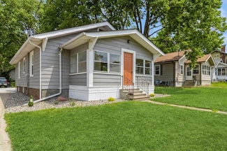 1141 Douglas Ave, Des Moines, IA 50313