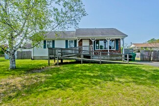 57 Willwood St, Chicopee, MA 01013