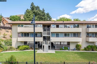 2345 Paloma Ct Unit 6, Pinole, CA 94564