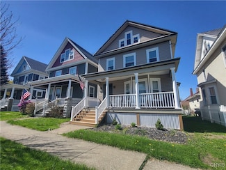 37 Niagara St, Oswego, NY 13126