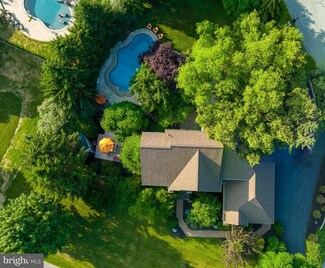 1 Little Fox Ln, Lititz, PA 17543