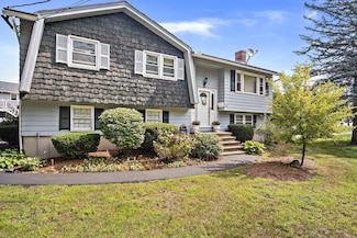 212 Montvale Ave, Woburn, MA 01801