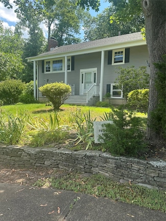 63 Delo Dr, Tappan, NY 10983